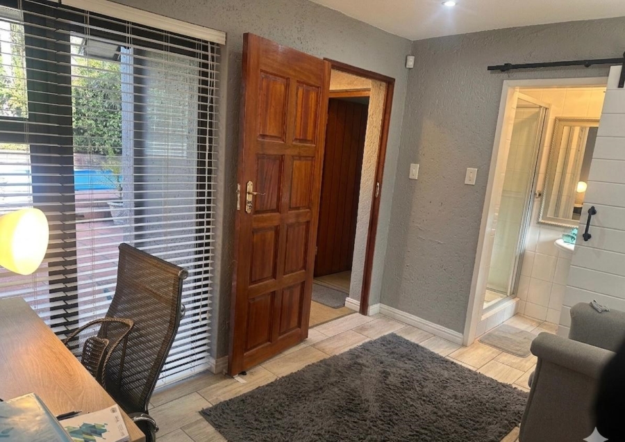 3 Bedroom Property for Sale in Dowerglen Gauteng