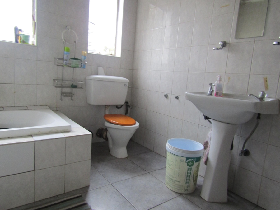 2 Bedroom Property for Sale in Windsor Gauteng