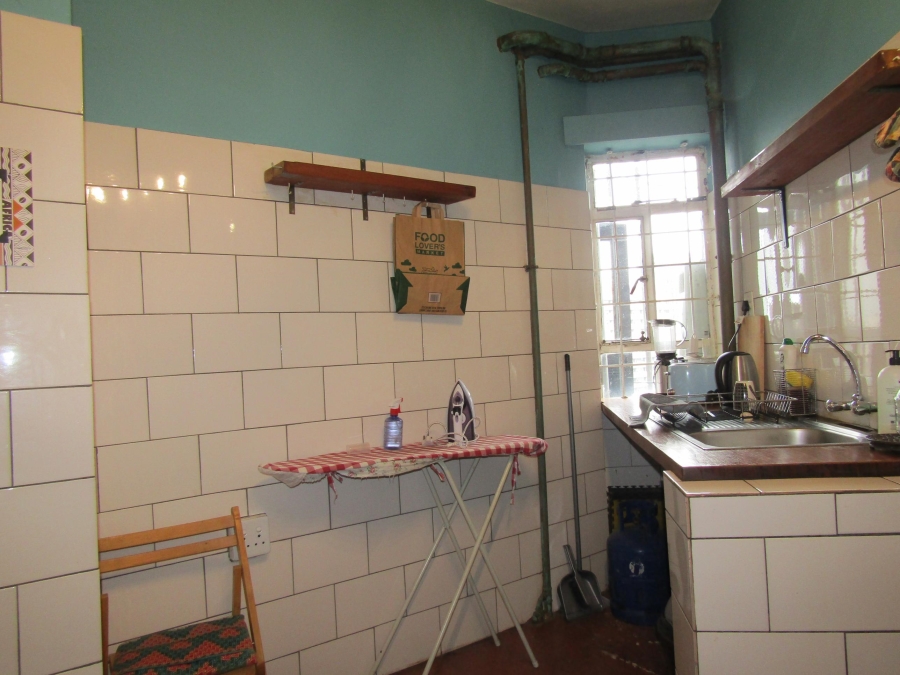 2 Bedroom Property for Sale in Johannesburg Central Gauteng
