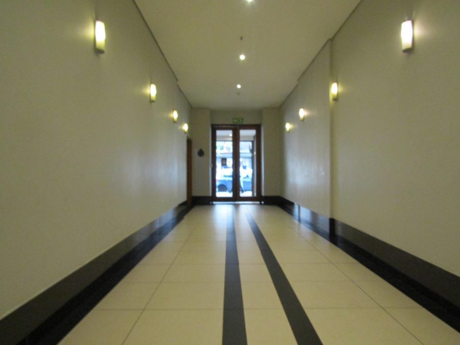 2 Bedroom Property for Sale in Johannesburg Central Gauteng