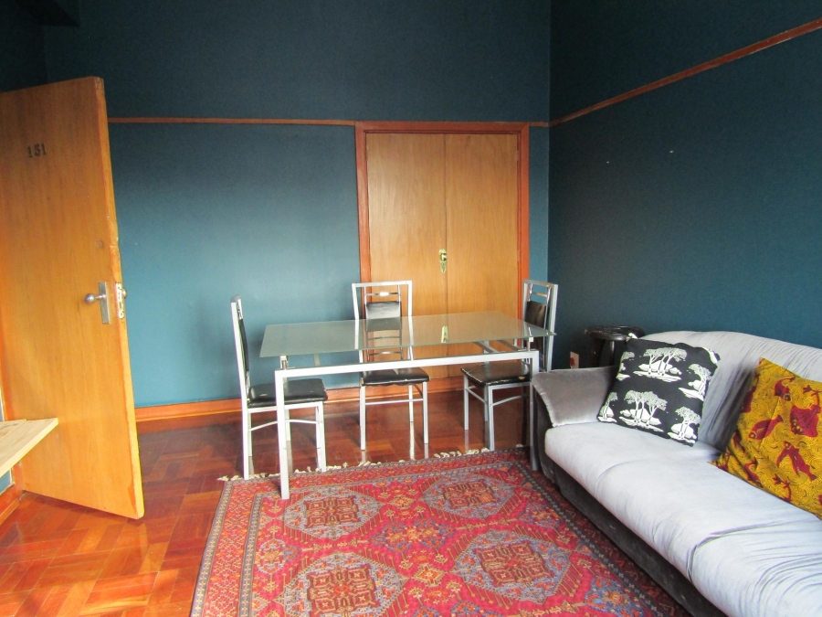 2 Bedroom Property for Sale in Johannesburg Central Gauteng