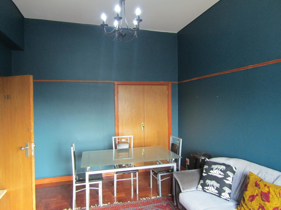 2 Bedroom Property for Sale in Johannesburg Central Gauteng