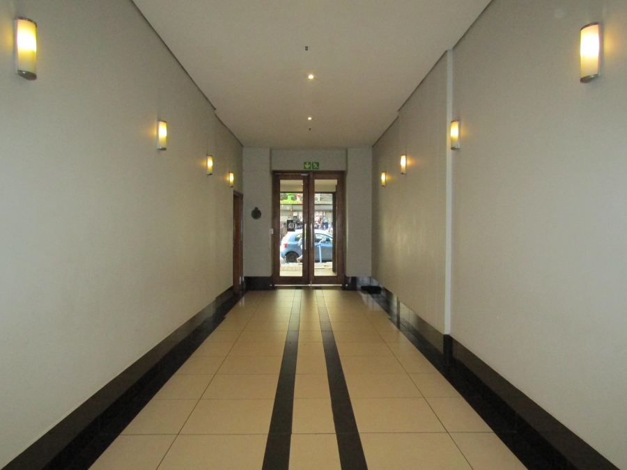 2 Bedroom Property for Sale in Johannesburg Central Gauteng