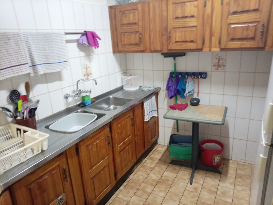 3 Bedroom Property for Sale in Theoville Gauteng