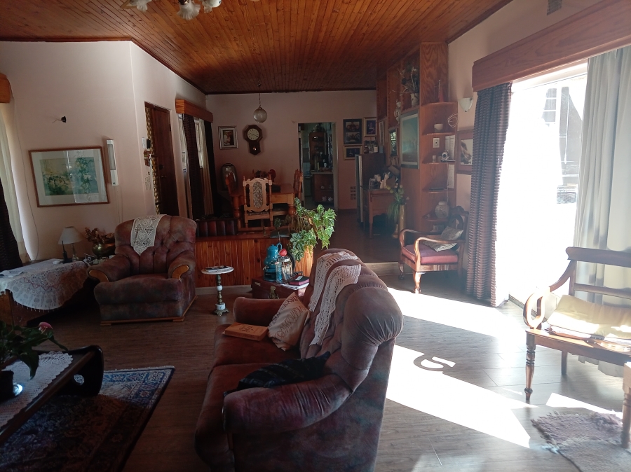 3 Bedroom Property for Sale in Theoville Gauteng
