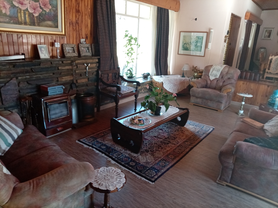 3 Bedroom Property for Sale in Theoville Gauteng