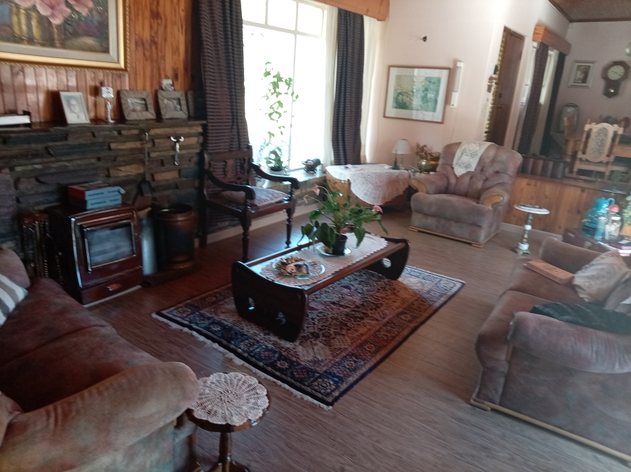 3 Bedroom Property for Sale in Theoville Gauteng