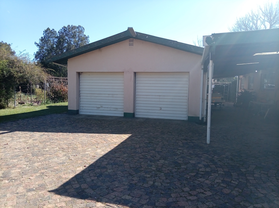 3 Bedroom Property for Sale in Theoville Gauteng