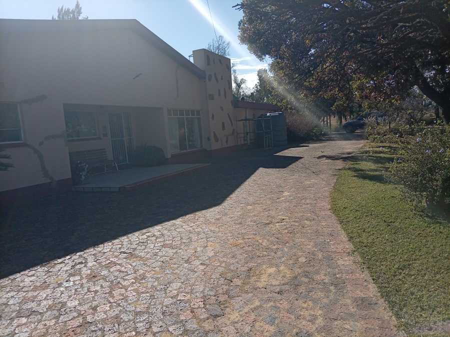3 Bedroom Property for Sale in Theoville Gauteng