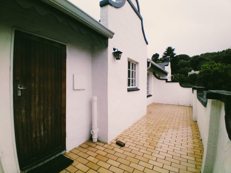 To Let 2 Bedroom Property for Rent in Helderkruin Gauteng