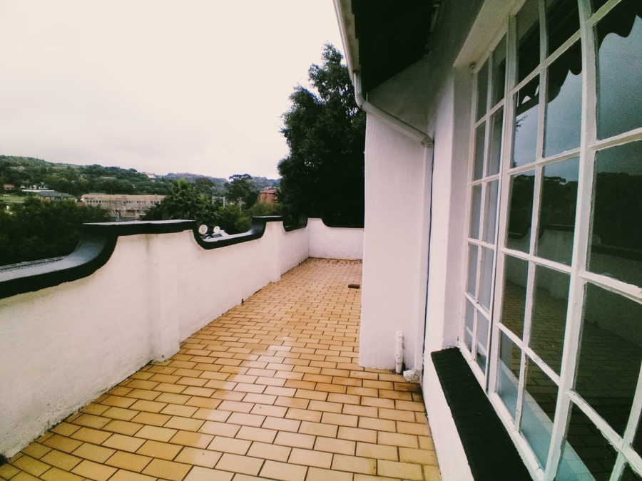 To Let 2 Bedroom Property for Rent in Helderkruin Gauteng