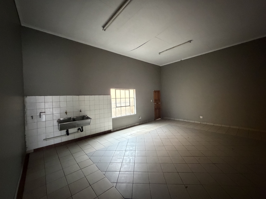 To Let Commercial Property for Rent in Erasmia Gauteng