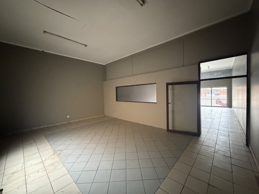 To Let Commercial Property for Rent in Erasmia Gauteng