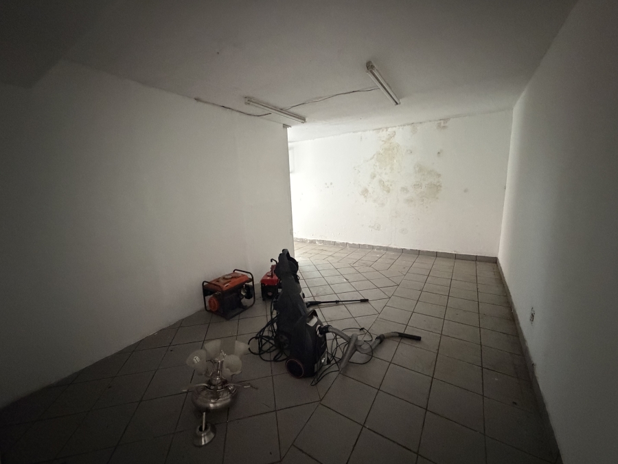 To Let Commercial Property for Rent in Erasmia Gauteng