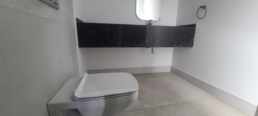 3 Bedroom Property for Sale in Waterfall Gauteng
