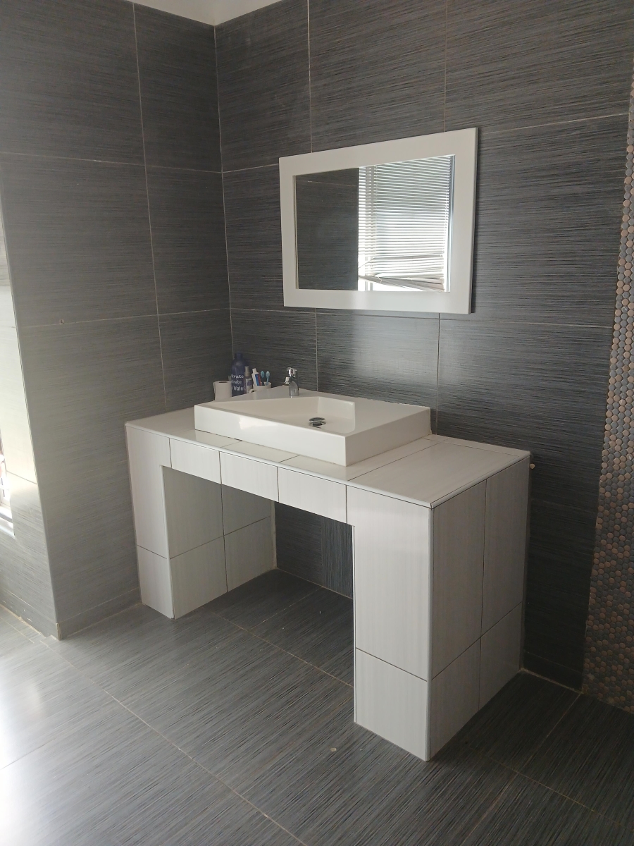 4 Bedroom Property for Sale in Northcliff Gauteng