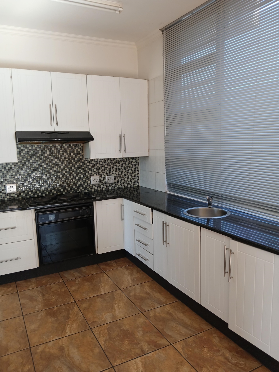 4 Bedroom Property for Sale in Northcliff Gauteng