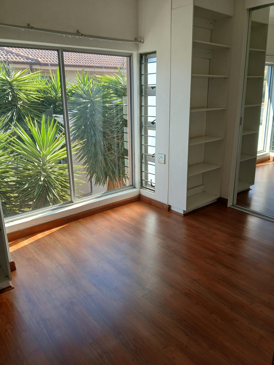 4 Bedroom Property for Sale in Northcliff Gauteng