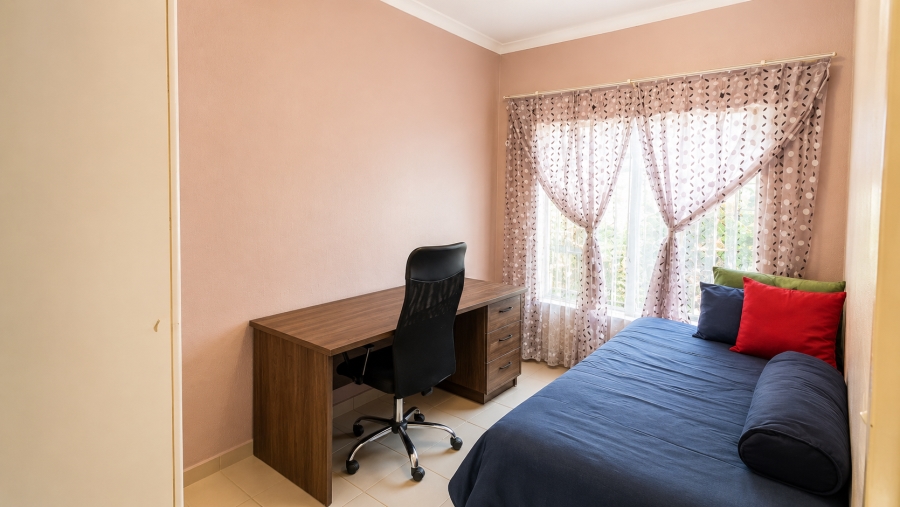 3 Bedroom Property for Sale in Heuwelsig Estate Gauteng