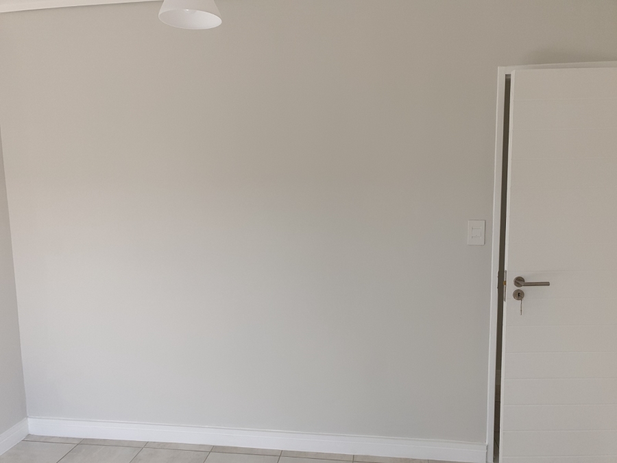 1 Bedroom Property for Sale in Linbro Park Gauteng
