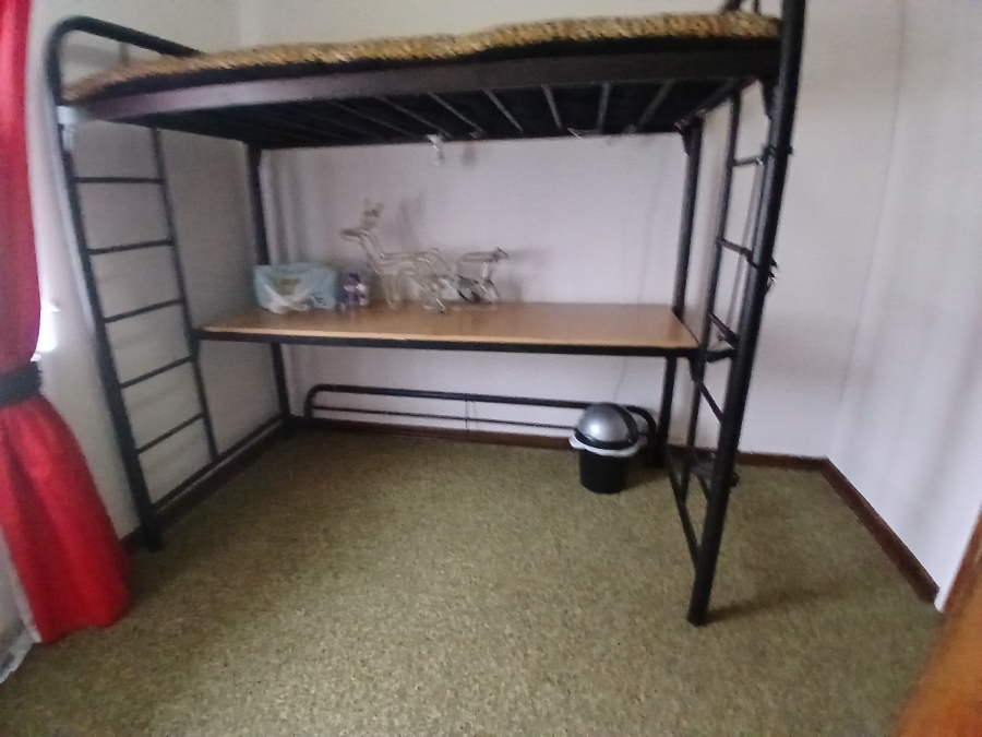 3 Bedroom Property for Sale in Dunnottar Gauteng