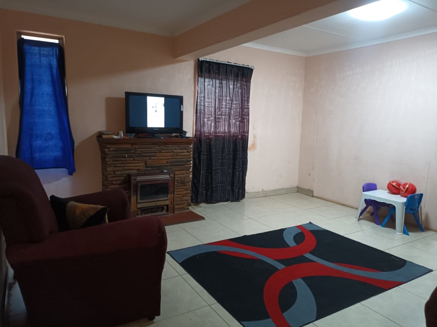 To Let 2 Bedroom Property for Rent in Laudium Gauteng