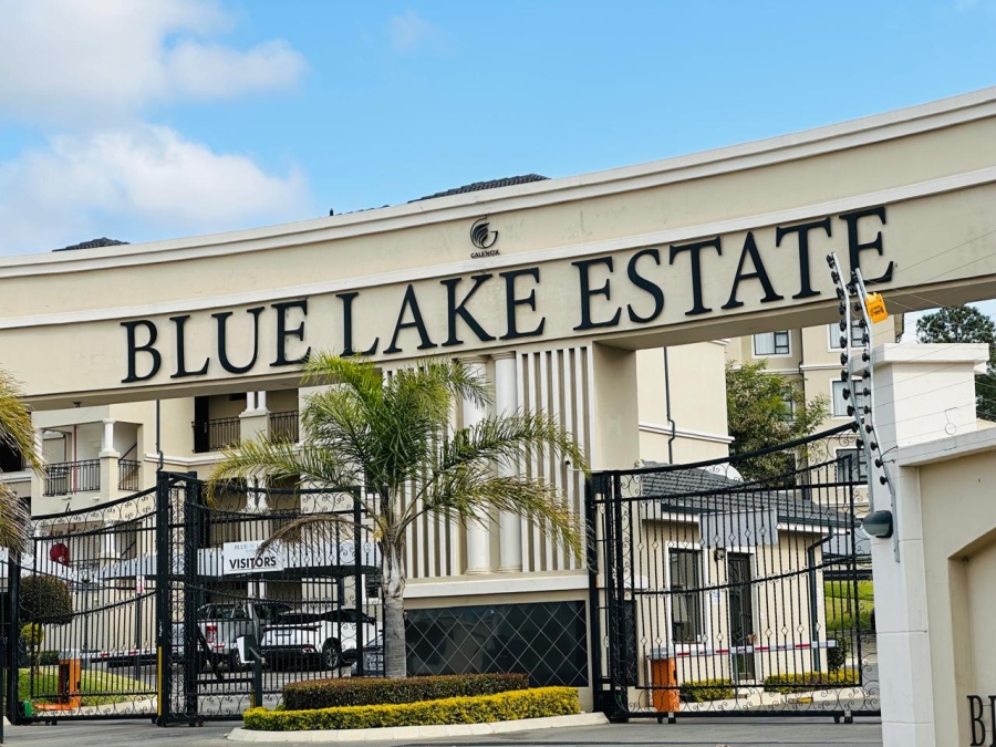 To Let 2 Bedroom Property for Rent in Blue Hills Gauteng