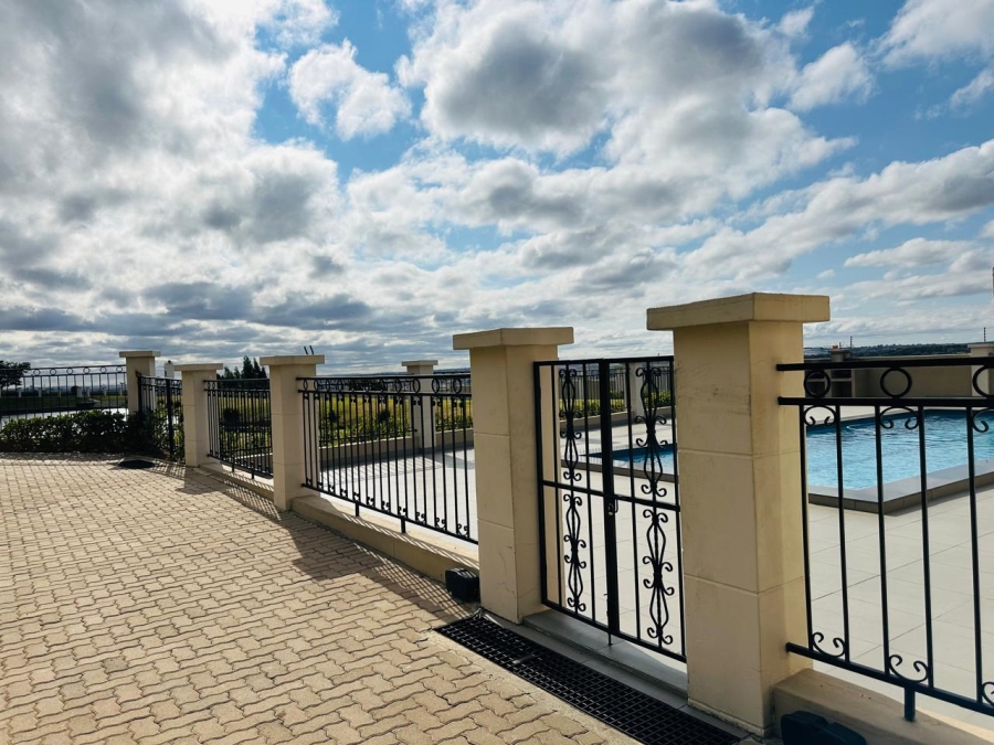 To Let 2 Bedroom Property for Rent in Blue Hills Gauteng