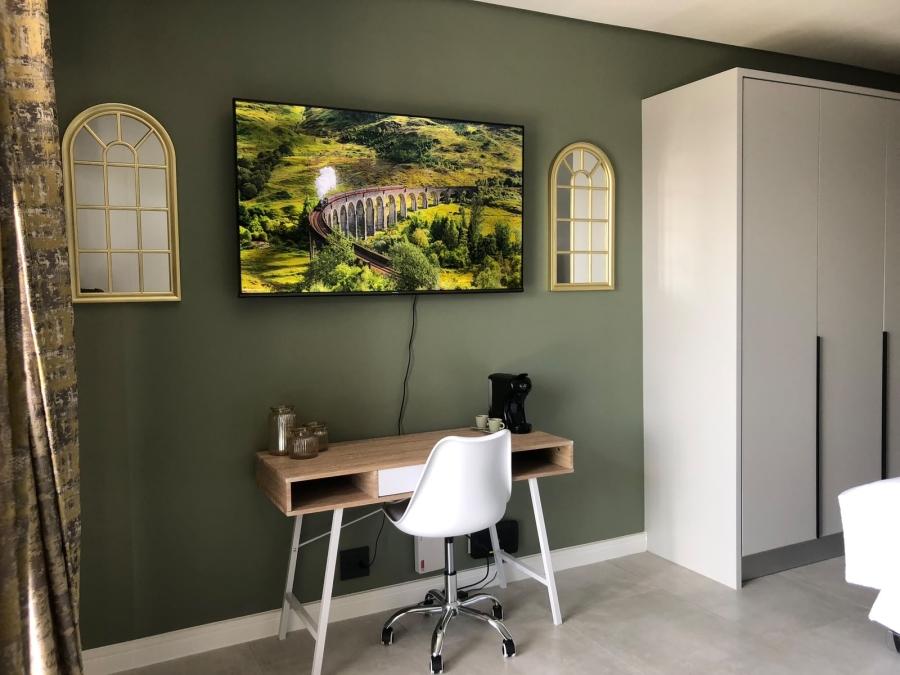 To Let 1 Bedroom Property for Rent in Waterfall Gauteng