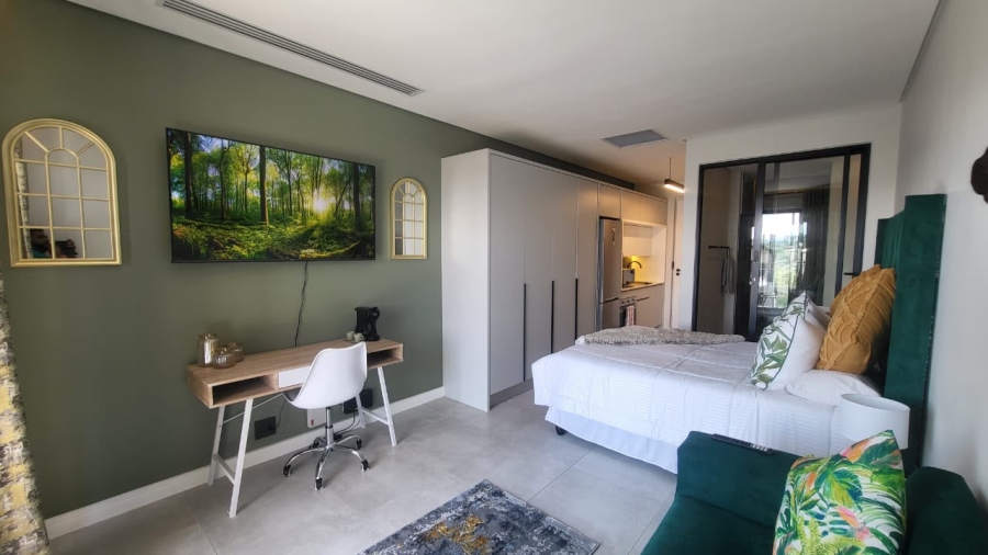 To Let 1 Bedroom Property for Rent in Waterfall Gauteng