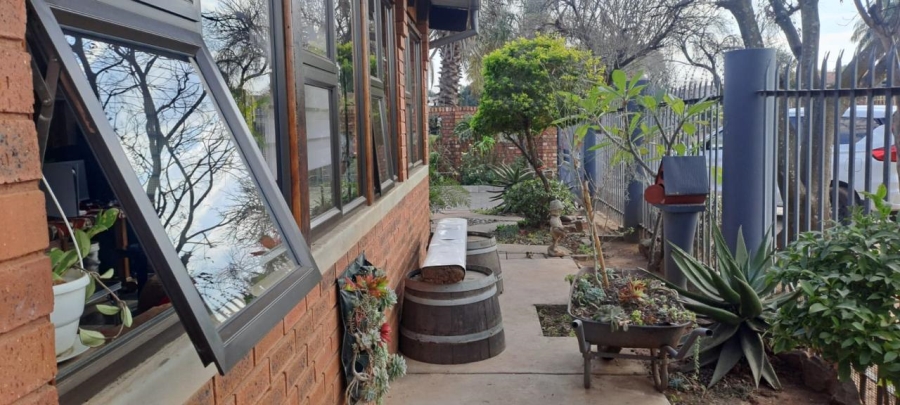 3 Bedroom Property for Sale in Booysens Gauteng