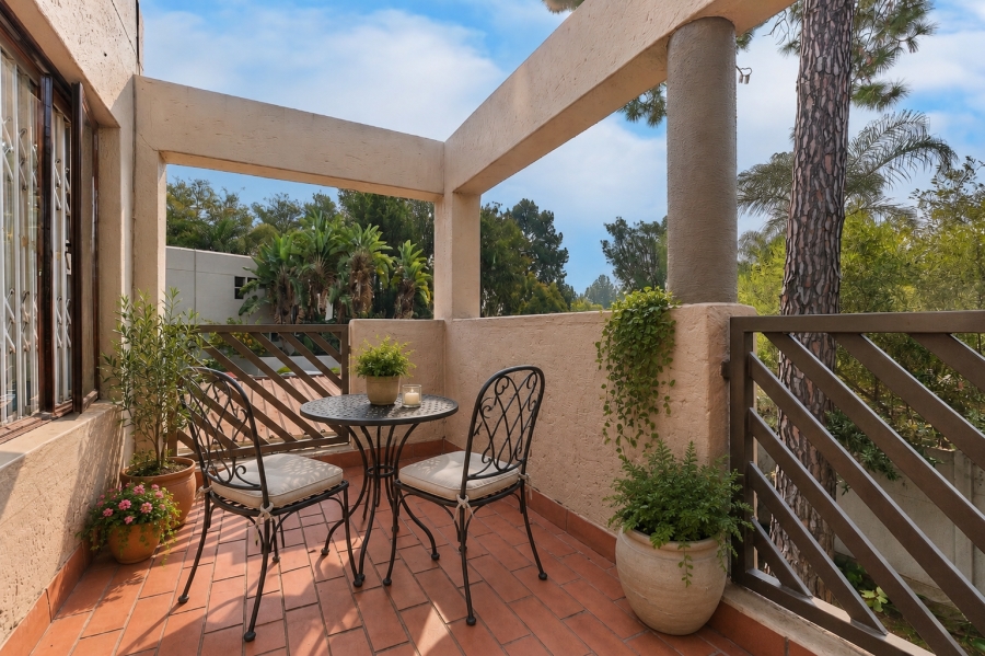 2 Bedroom Property for Sale in Bryanston Gauteng