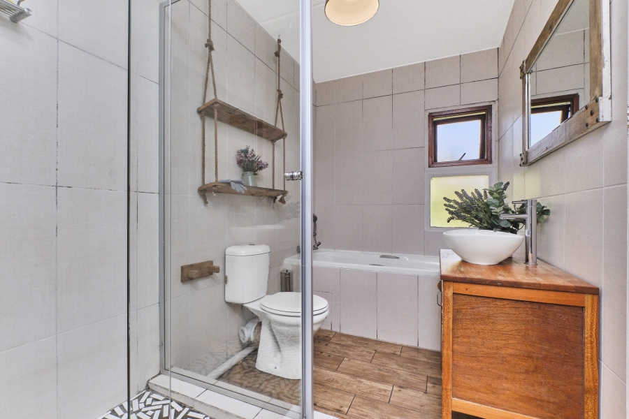 2 Bedroom Property for Sale in Bryanston Gauteng