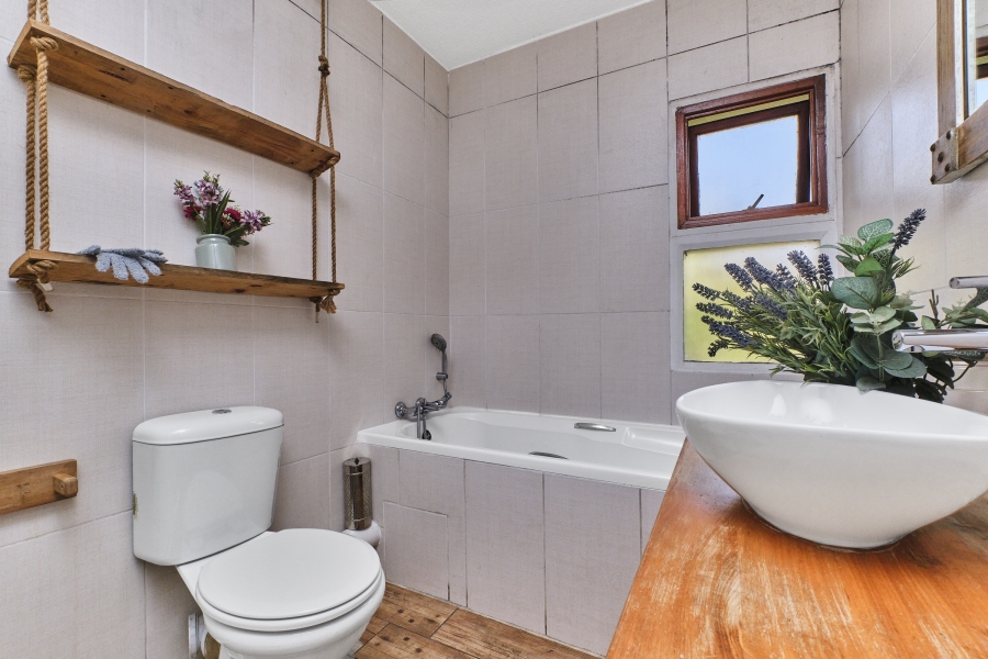 2 Bedroom Property for Sale in Bryanston Gauteng