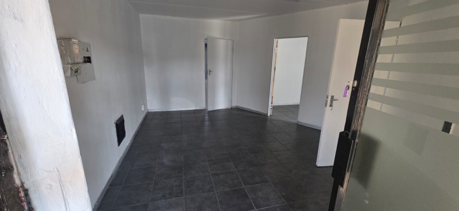 To Let Commercial Property for Rent in Jet Park Gauteng
