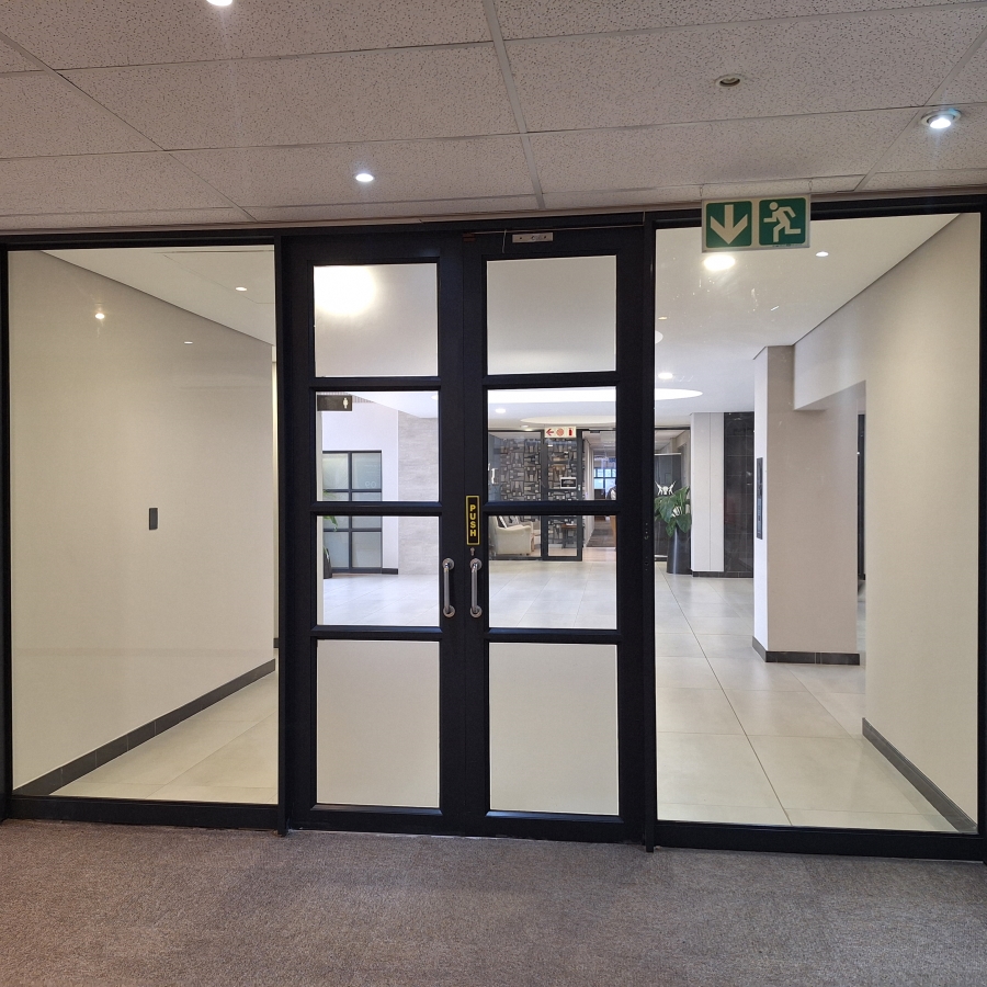 To Let Commercial Property for Rent in Wierda Valley Gauteng