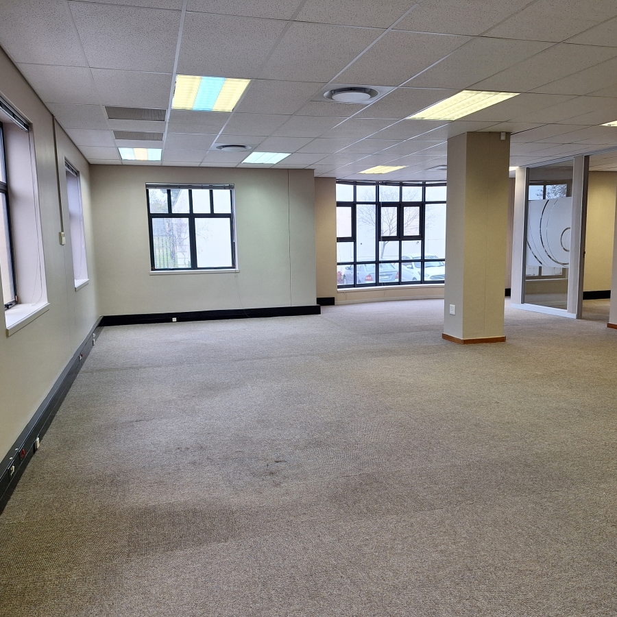 To Let Commercial Property for Rent in Wierda Valley Gauteng