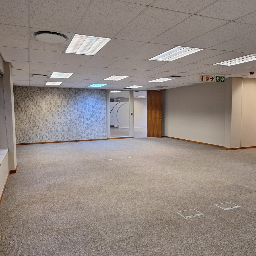To Let Commercial Property for Rent in Wierda Valley Gauteng