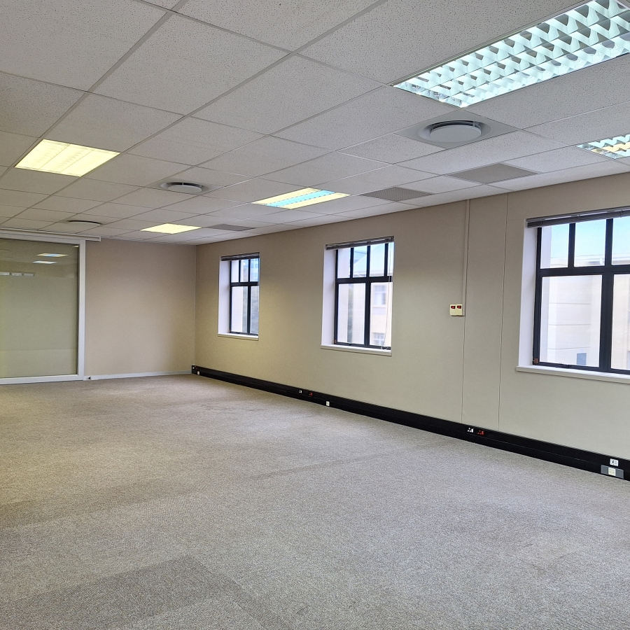 To Let Commercial Property for Rent in Wierda Valley Gauteng
