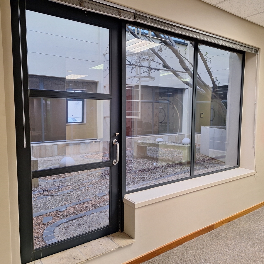 To Let Commercial Property for Rent in Wierda Valley Gauteng