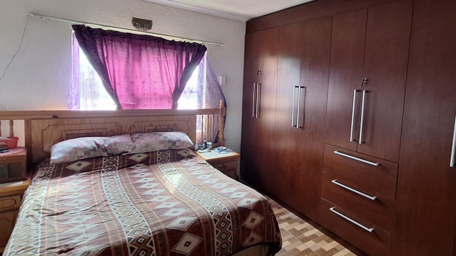 3 Bedroom Property for Sale in Rosashof Gauteng