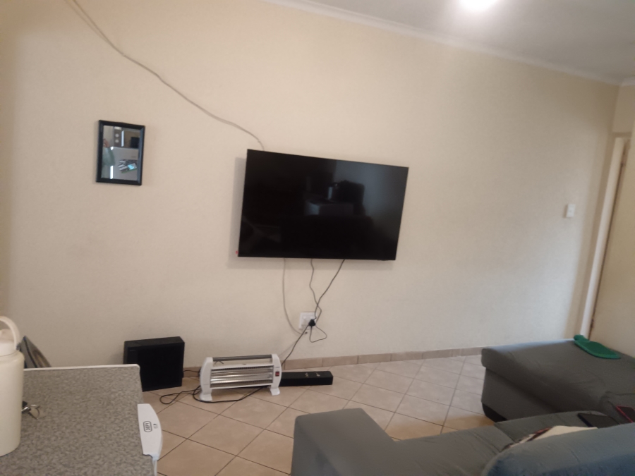 2 Bedroom Property for Sale in Olievenhoutbosch Gauteng