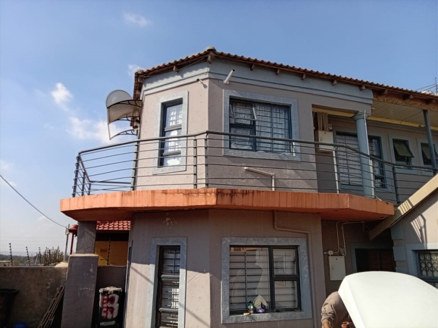 10 Bedroom Property for Sale in Toekomsrus Gauteng