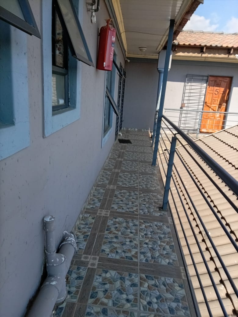 10 Bedroom Property for Sale in Toekomsrus Gauteng