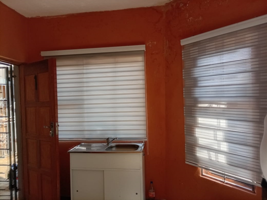10 Bedroom Property for Sale in Toekomsrus Gauteng