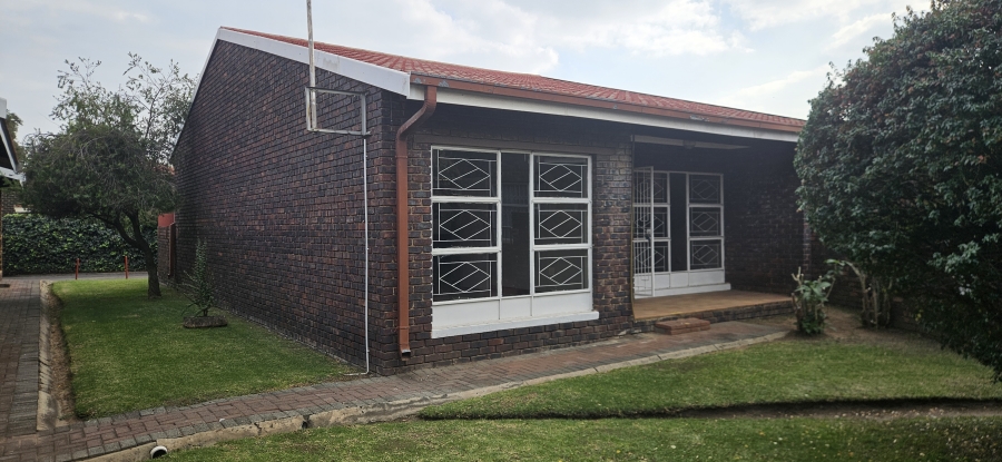 2 Bedroom Property for Sale in Three Rivers Gauteng