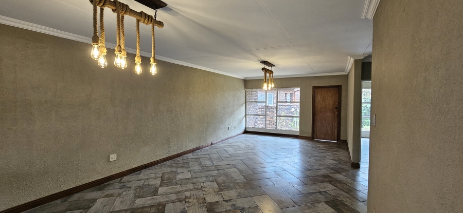 2 Bedroom Property for Sale in Three Rivers Gauteng