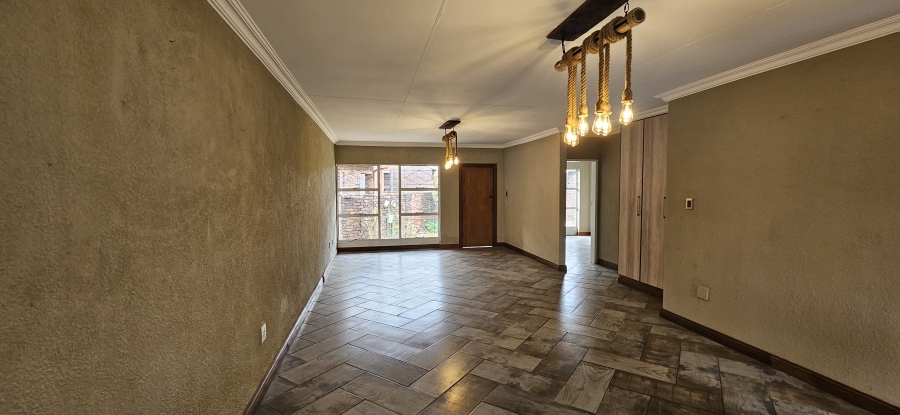 2 Bedroom Property for Sale in Three Rivers Gauteng