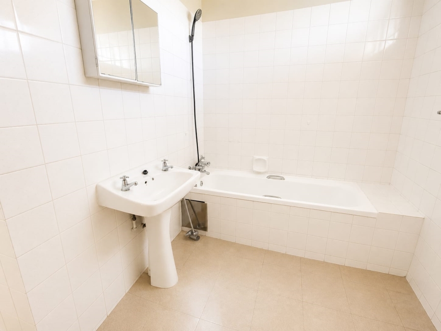 2 Bedroom Property for Sale in Wonderboom South Gauteng