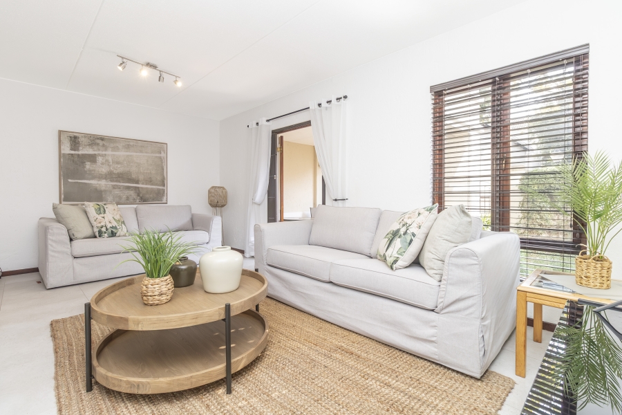 2 Bedroom Property for Sale in Sunninghill Gauteng
